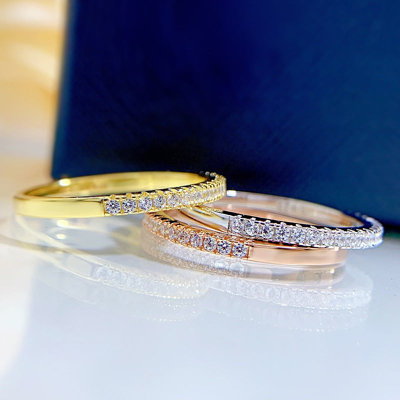 Minimalist Slim Plain Band Ring With A Niche Design