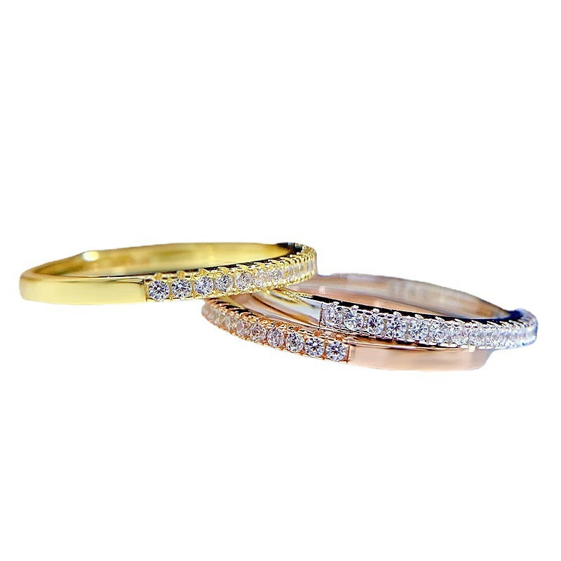 Minimalist Slim Plain Band Ring With A Niche Design